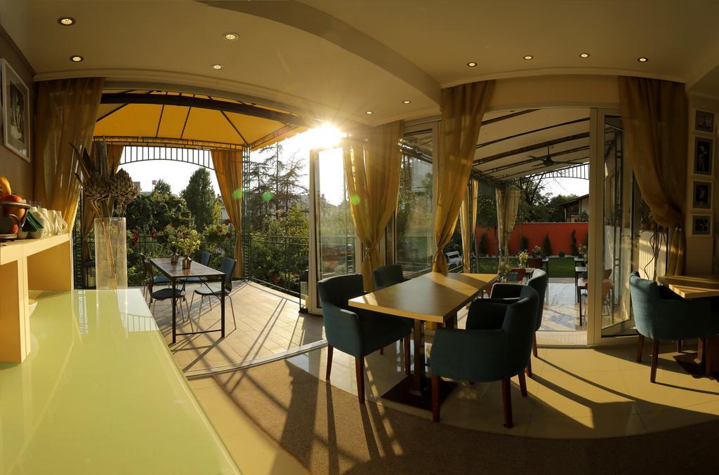 Bed & Breakfast Garden40 Belgrad Zewnętrze zdjęcie